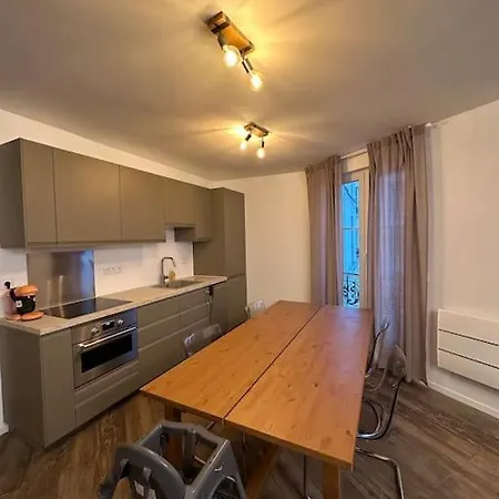 76m2 Renove Au Coeur Du Marais Apartment